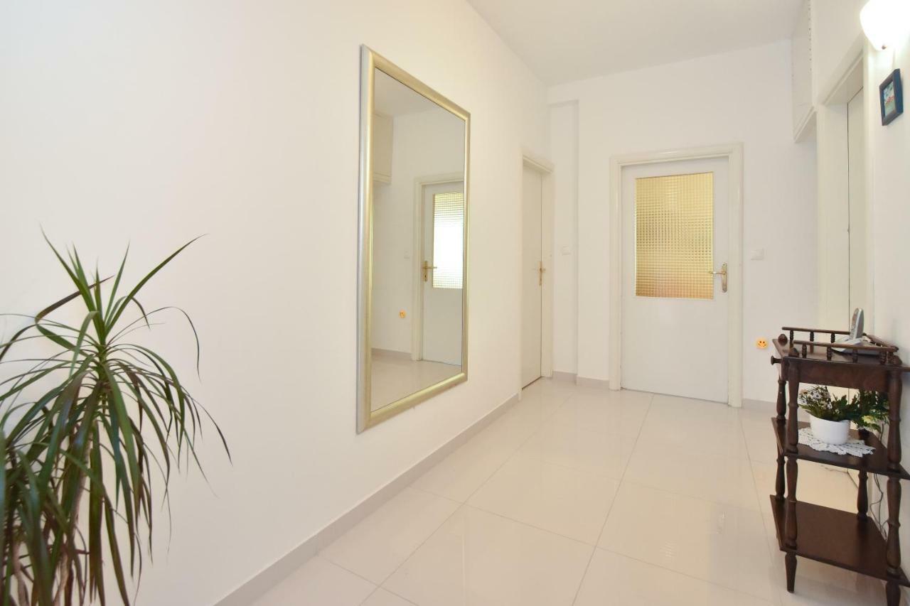Apartment Bezic Kaštela Exterior foto